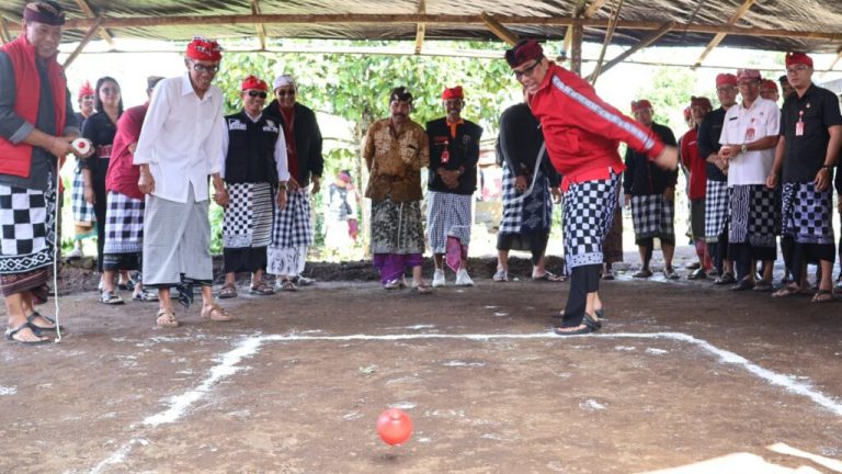 Bupati Sanjaya Dorong Pelestarian Budaya dan Agrowisata
