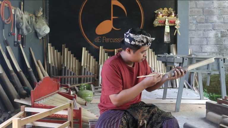 Pemuda Buleleng Ekspor Gamelan Rindik Bambu ke Mancanegara