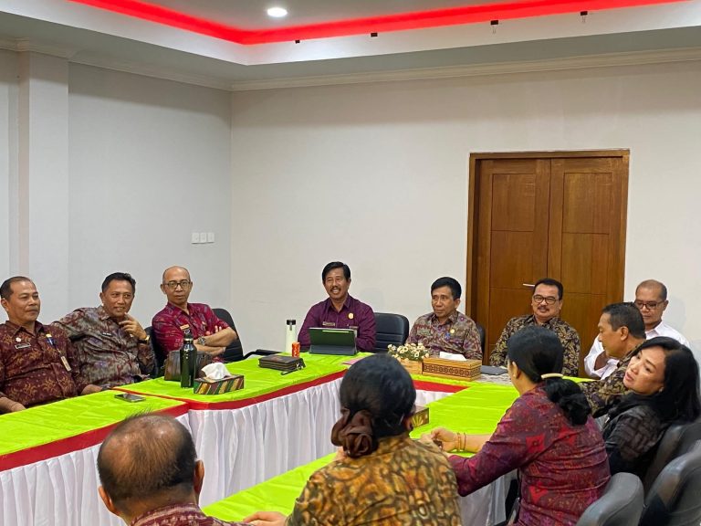 Bangli Jadi Contoh Pengelolaan Sampah Berbasis Sumber di Bali