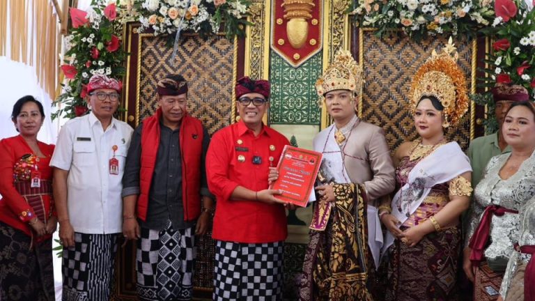 Bupati Sanjaya Kawal Program Semara Ratih