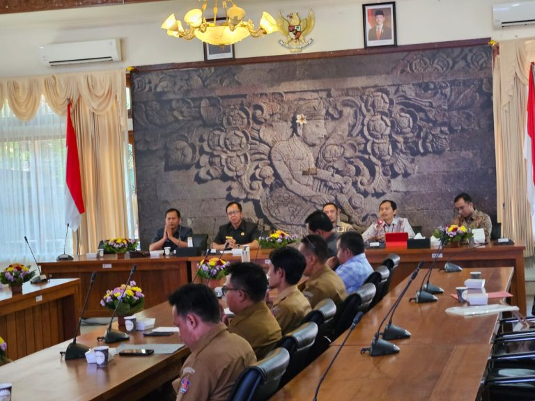 Pemkab Buleleng Dorong Perlindungan Kopi Robusta Lemukih