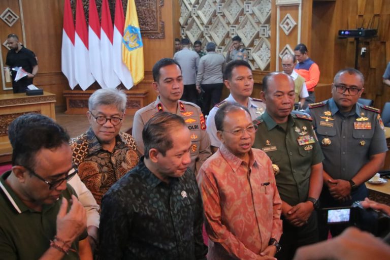Stop Lahan Produktif untuk Komersial