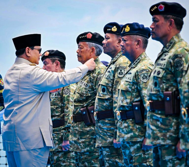 11 Perwira Purnawirawan TNI Dapat Pangkat Istimewa