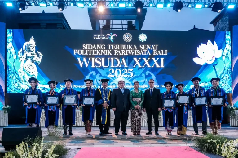 Wamenpar Harap Lulusan Poltekpar Bali Jadi Penggerak Kemajuan Pariwisata