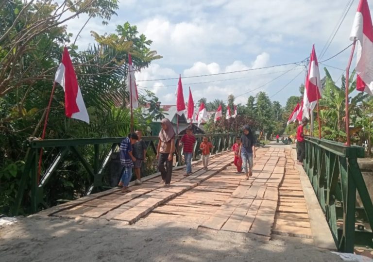 TNI Rampungkan Dua Jembatan Armco di Aceh Timur, Warga Tak Lagi Terisolasi