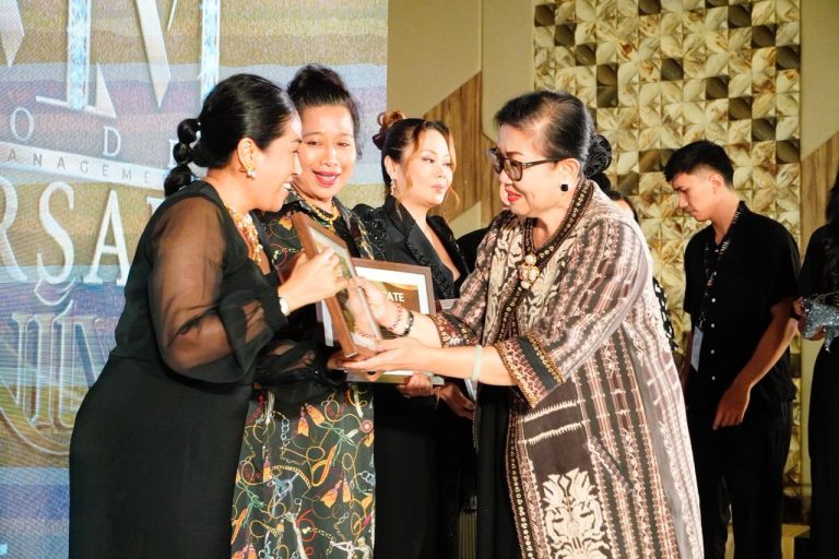 Ketua Dekranasda Bali Dorong Kain Tenun Endek Bali Tembus Internasional