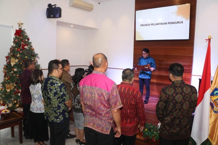 Wagub Giri Prasta Kukuhkan Pengurus Pesparawi Bali 2025–2029