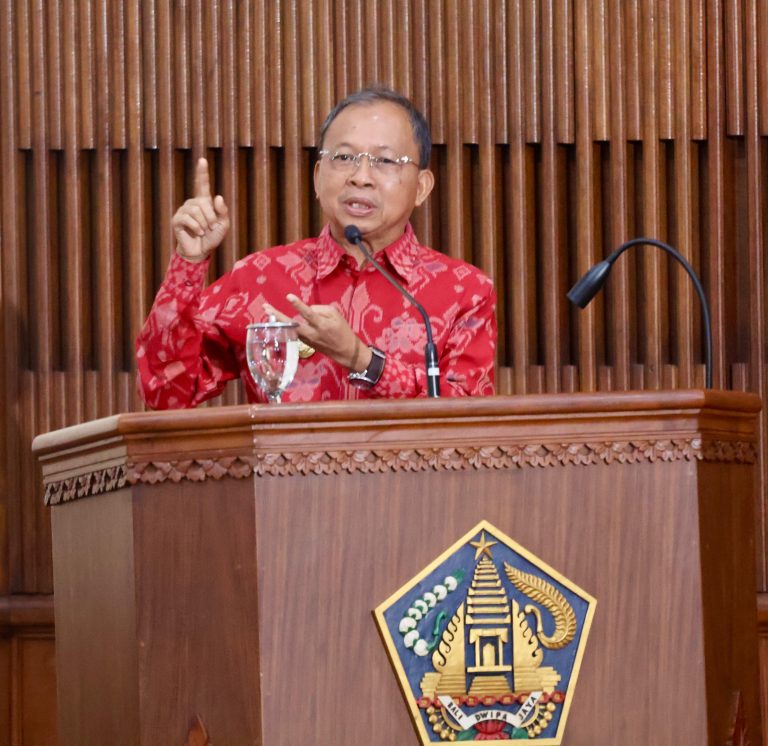 Penutupan TPA Suwung Ditunda hingga November 2026, Begini Penjelasan Koster!