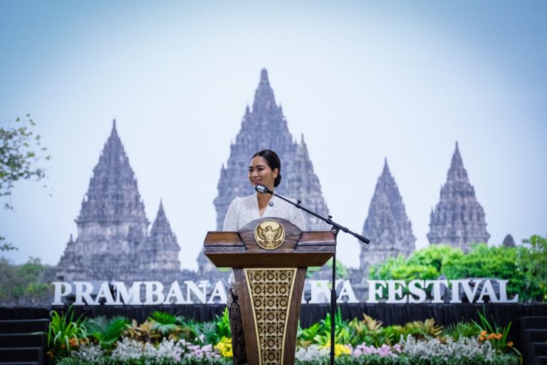 Candi Prambanan Identik dengan Cerita Roro Jonggrang, Cek 10 Faktanya