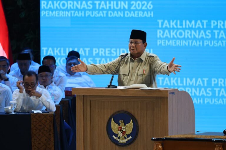 Survei Sebut Ini Alasan Masyarakat Puas Kinerja Prabowo
