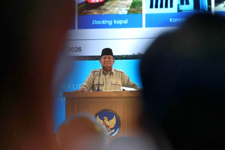 Minta Baliho dan Spanduk Ditertibkan, Prabowo: Turis Dateng Gak Mau Lihat Spanduk