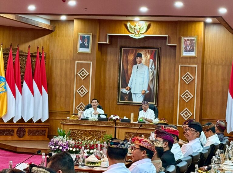 Gubernur Koster Siap Kawal Percepatan Transformasi Digital Pemerintah melalui Adopsi DPI