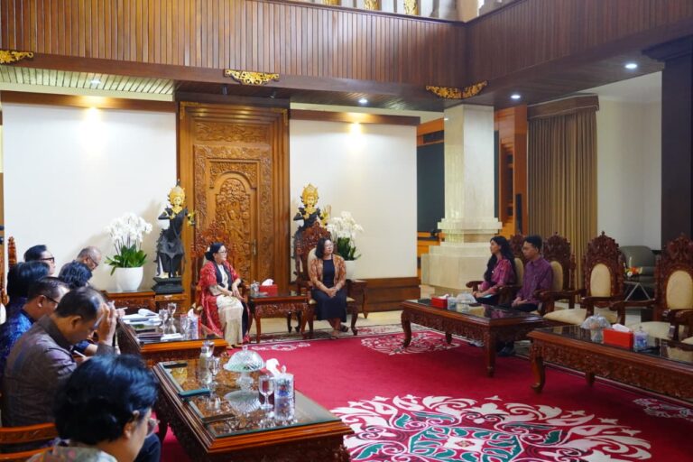 Ny. Putri Koster Dukung Wakil Bali di Ajang Pemilihan Putra Putri Pelajar Indonesia