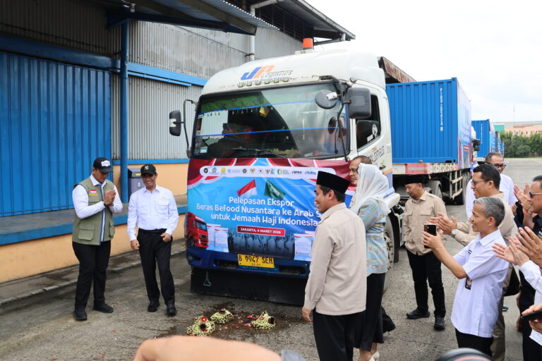 Ribuan Ton Beras RI Dikirim ke Arab Saudi