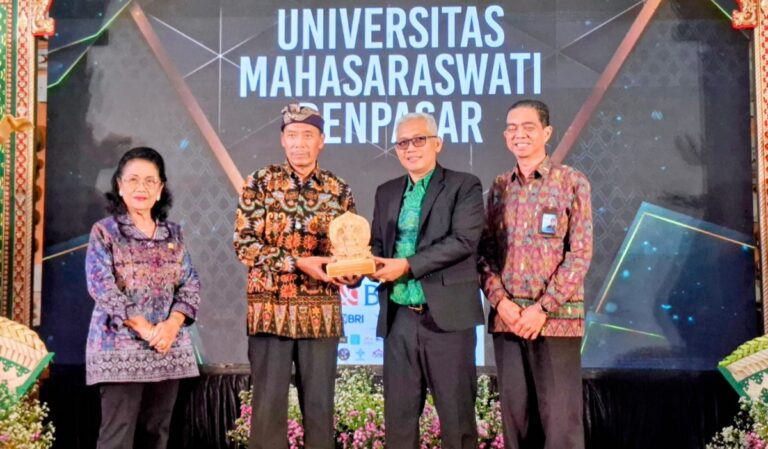 Dies Natalis Ke-44 Unmas Denpasar, Momentum Tingkatkan Kualitas Tridarma Pendidikan
