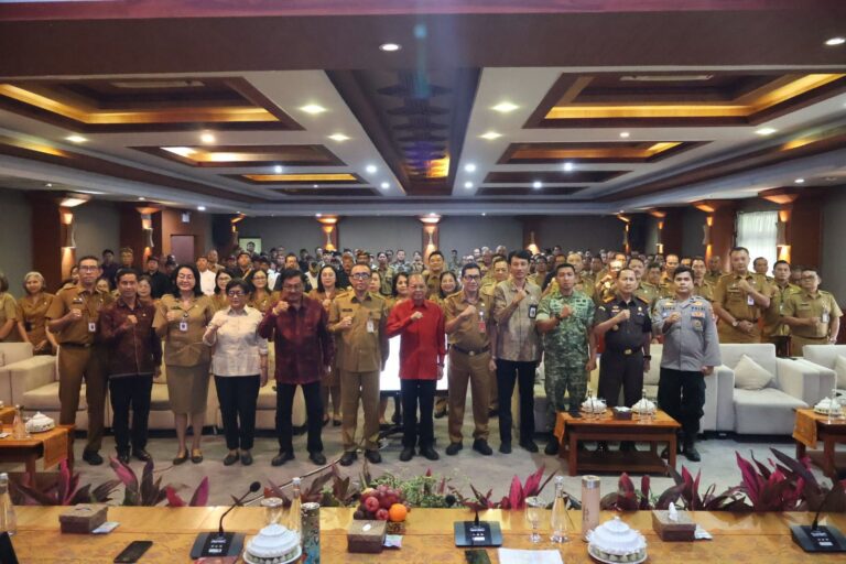 Ini Permintaan Koster ke Kepala Desa dan Lurah se-Kota Denpasar