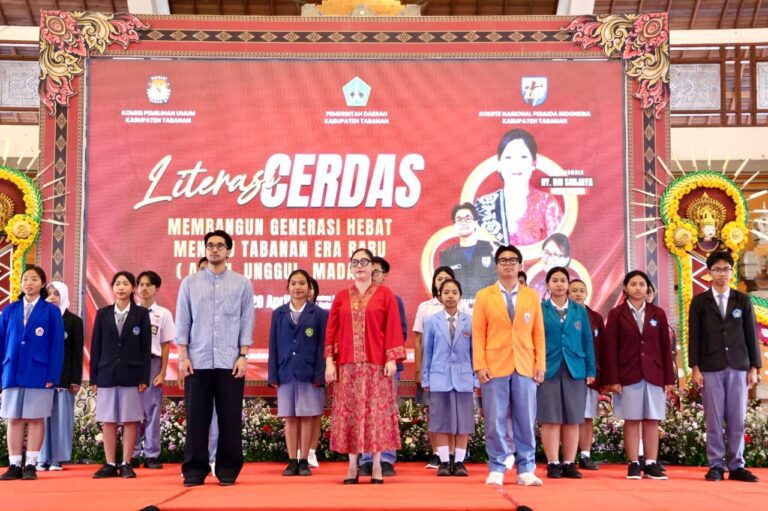Bunda Rai Wahyuni Sanjaya Dorong Generasi Tabanan Gemar Membaca