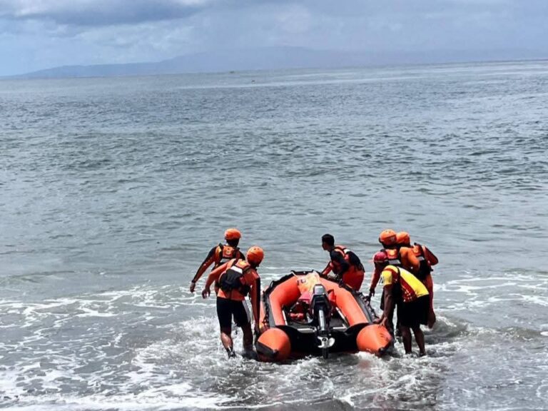 Hendak Selamatkan Rekan, Agus Suarsa Hilang Terseret Arus di Pantai Purnama Gianyar