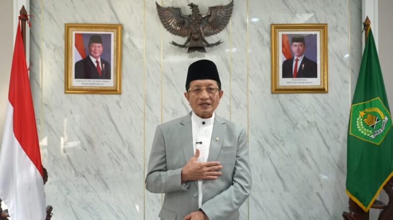 Ucapkan Selamat Paskah, Menag Ajak Umat Doakan Perdamaian