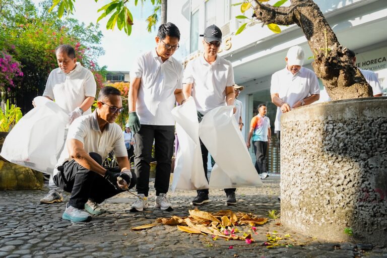 Bupati Adi Arnawa Pimpin Korve di Kuta