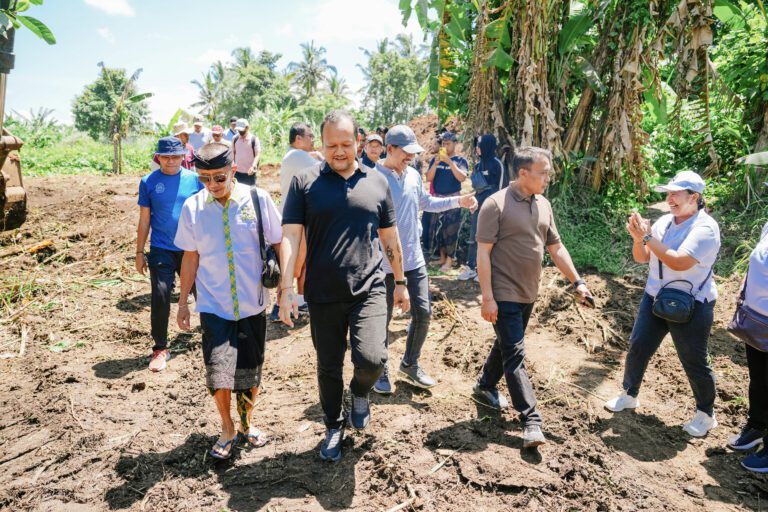 Wabup Pastikan Pengelolaan Bahan Kompos Sesuai Standar