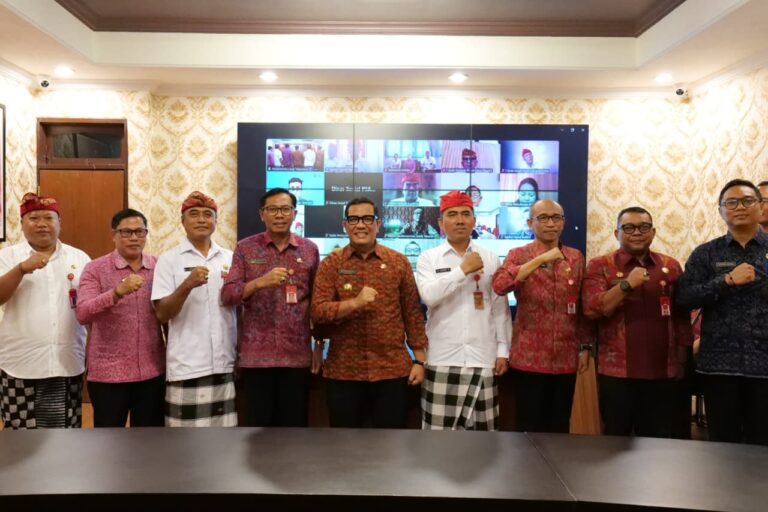 Bupati Sanjaya Lantik 21 Pejabat di lingkungan Pemkab Tabanan
