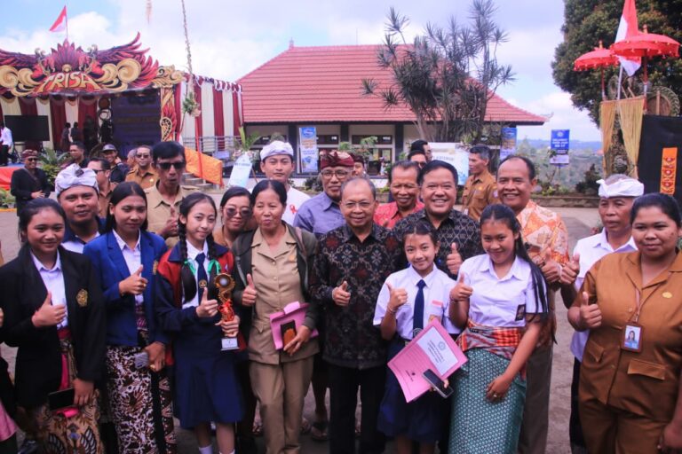 Koster Ungkap Perjuangan dari Buruh hingga Gubernur Bali
