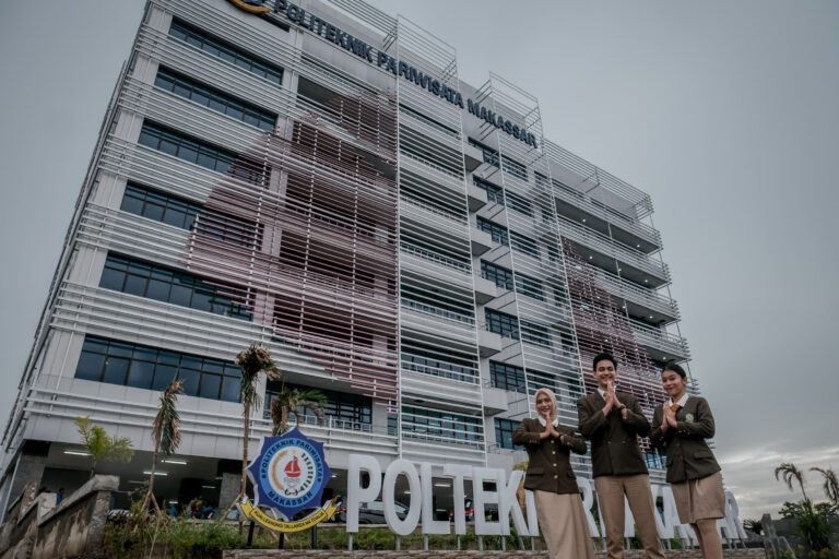 Bingung Mau Kuliah di Mana? Cek 6 Poltekpar di Indonesia dengan Biaya Terjangkau