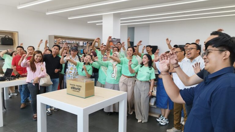 “Grand Reopening” eWorld by Cellular World, Hadirkan Promo “May Day Special”