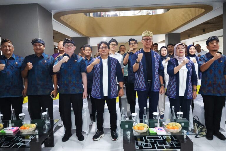 Wagub Giri Prasta Optimistis IKM Fesyen dan Kriya Makin Tumbuh