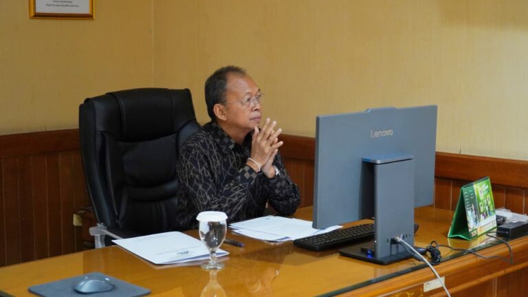 Gubernur Koster Minta Data Penerima Dibenahi agar Tepat Sasaran