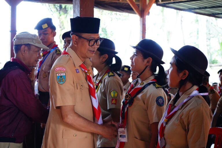 KPU dan Pramuka Badung Deklarasikan Komitmen Pemilih Cerdas