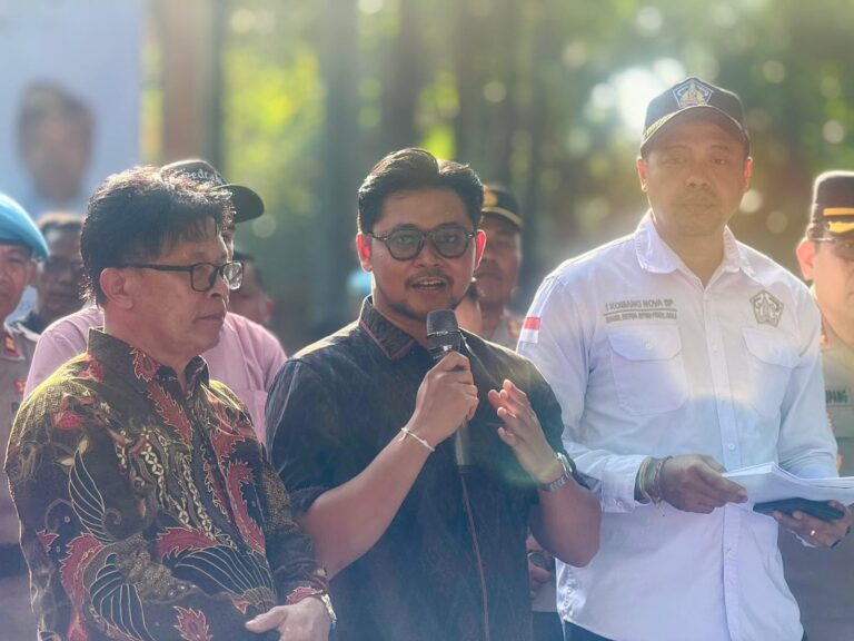 Temui Massa, Agung Suyoga Pastikan Kawal Aspirasi Mahasiswa