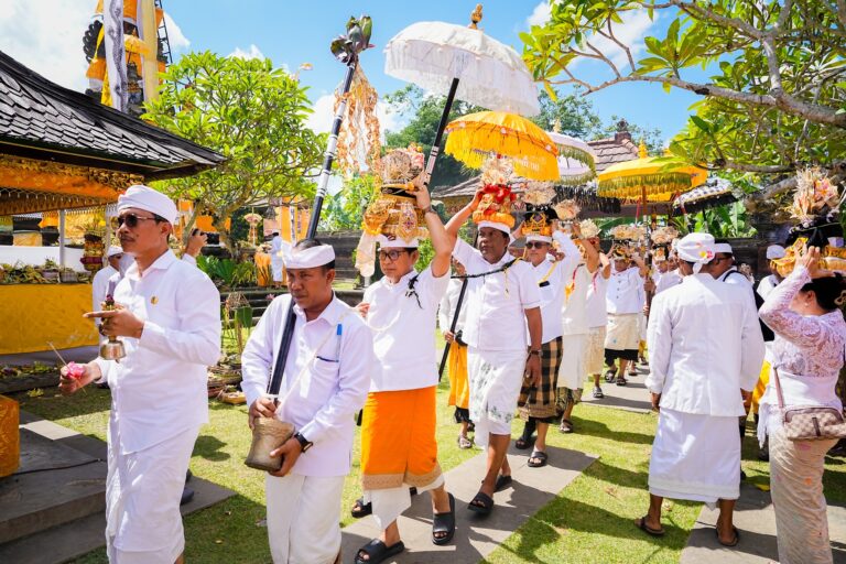 Bupati Adi Arnawa Ajak Perkuat Harmoni Spiritual dan Pembangunan