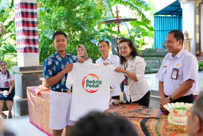 Bunda Anti Narkoba Badung Edukasi Pelajar SMPN 6 Mengwi