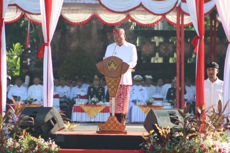 Gubernur Koster Ajak Generasi Muda Pegang Teguh Ideologi Bangsa