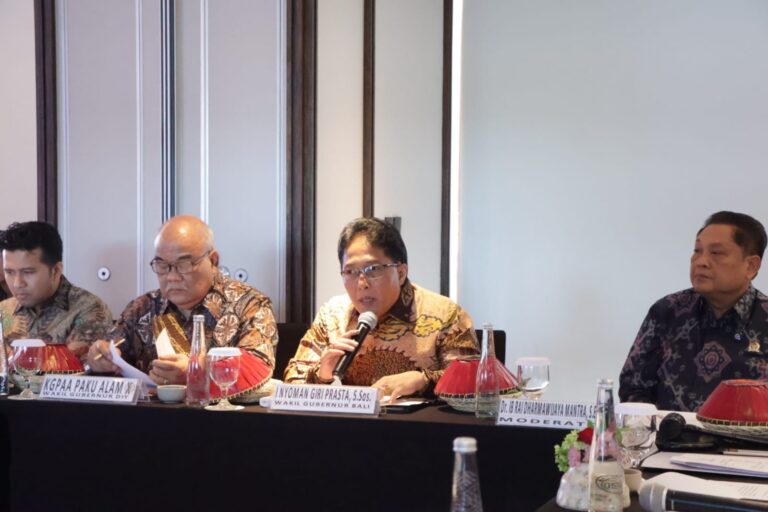 Wagub Giri Prasta Tegaskan Arah Pembangunan Bali Berbasis Ekonomi Kerthi